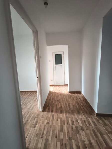 Drumul Taberei - Metrou Valea Ialomitei, 3 camere, etaj 3, 74 mp, Pet Friendly