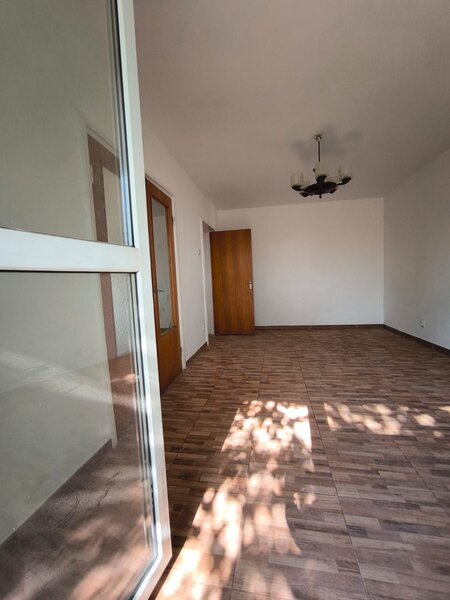 Drumul Taberei - Metrou Valea Ialomitei, 3 camere, etaj 3, 74 mp, Pet Friendly
